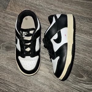 Toddler Nike Panda Dunk Low toddler size 9c